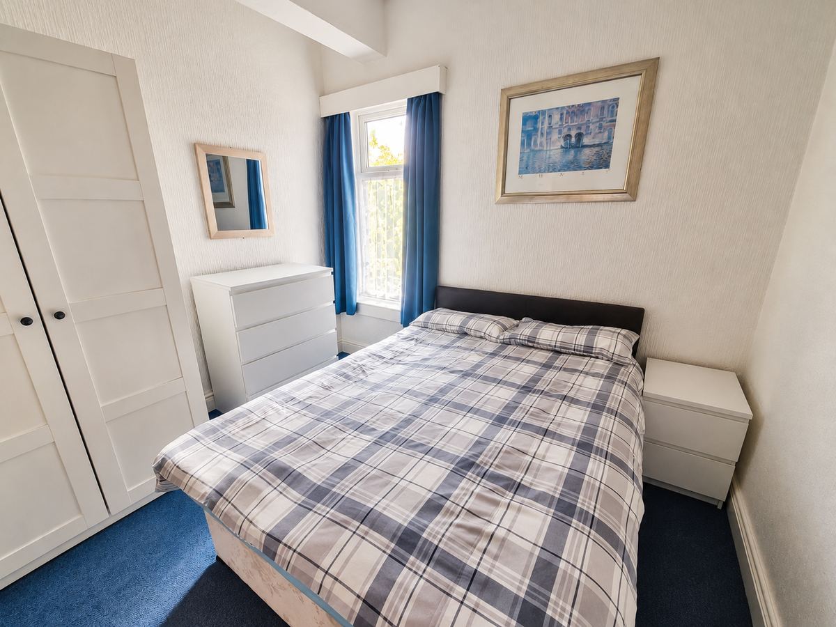 Studio apartment bedroom at Beeton Villas